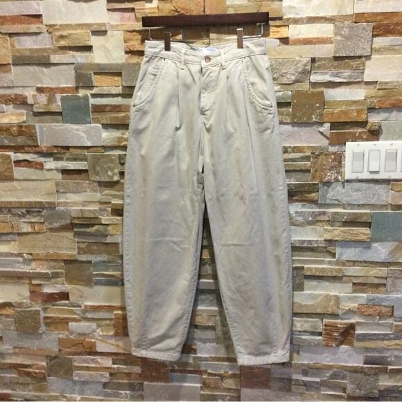 ZARA Boloon Jeans   - Picture 1 of 6